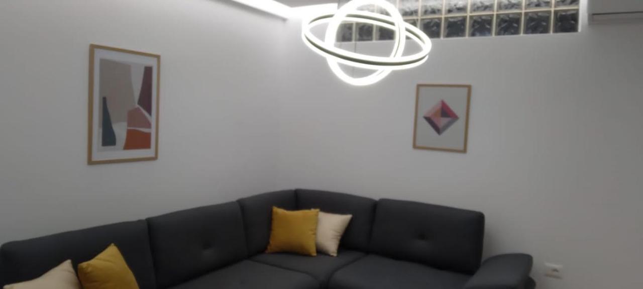 White Apartment 地拉那 外观 照片